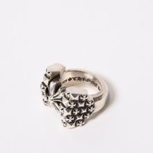 Load image into Gallery viewer, CHROME HEARTS クロムハーツ DECO CH プラス リング 重量約28.7g サイズ11号 シルバー925 美品 中古 4b013886