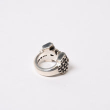 Load image into Gallery viewer, CHROME HEARTS クロムハーツ DECO CH プラス リング 重量約28.7g サイズ11号 シルバー925 美品 中古 4b013886