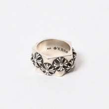 Load image into Gallery viewer, 極美品 CHROME HEARTS クロムハーツ ペンタゴンリング 指輪 CHプラス 2014刻印 14号 重量16.9g シルバー925 中古 4b013874