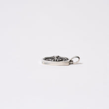 Load image into Gallery viewer, CHROME HEARTS クロムハーツ KEEPER PENDANT キーパーペンダント チャーム 重量約30.8g 2006/.925刻印 シルバー925 美品 中古 4b013893