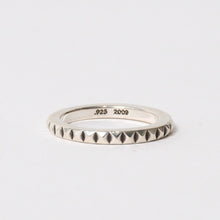 Load image into Gallery viewer, CHROME HEARTS クロムハーツ TFP ビッグパンクリング 指輪 サイズ23号 重量約6,1g シルバー925 美品 中古 4b013887