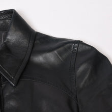 Load image into Gallery viewer, CHANEL シャネル 長袖レザーシャツ P28790C00009 サイズ38 ラムスキン ココマーク ブラック ヴィンテージ 美品 中古 4b013848