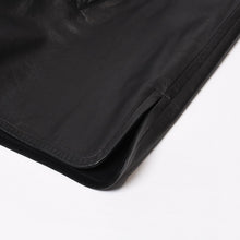 Load image into Gallery viewer, CHANEL シャネル 長袖レザーシャツ P28790C00009 サイズ38 ラムスキン ココマーク ブラック ヴィンテージ 美品 中古 4b013848