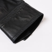 Load image into Gallery viewer, CHANEL シャネル 長袖レザーシャツ P28790C00009 サイズ38 ラムスキン ココマーク ブラック ヴィンテージ 美品 中古 4b013848