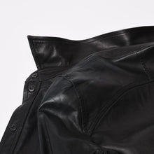 Load image into Gallery viewer, CHANEL シャネル 長袖レザーシャツ P28790C00009 サイズ38 ラムスキン ココマーク ブラック ヴィンテージ 美品 中古 4b013848
