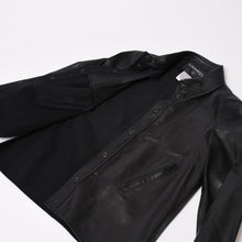 Load image into Gallery viewer, CHANEL シャネル 長袖レザーシャツ P28790C00009 サイズ38 ラムスキン ココマーク ブラック ヴィンテージ 美品 中古 4b013848