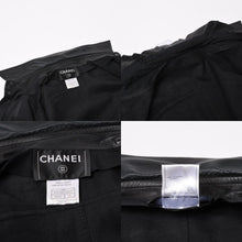Load image into Gallery viewer, CHANEL シャネル 長袖レザーシャツ P28790C00009 サイズ38 ラムスキン ココマーク ブラック ヴィンテージ 美品 中古 4b013848