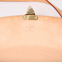 Load image into Gallery viewer, LOUIS VUITTON ルイヴィトン ソローニュ ショルダーバッグ M92639 モノグラム マルチカラー ブラック 村上隆 美品 中古 4b013947