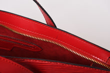 Load image into Gallery viewer, 極美品 LOUIS VUITTON ルイヴィトン サンジャック ショッピング トートバッグ M52277 エピレザー カスティリアンレッド ゴールド金具 中古 4b013937