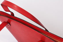 Load image into Gallery viewer, 極美品 LOUIS VUITTON ルイヴィトン サンジャック ショッピング トートバッグ M52277 エピレザー カスティリアンレッド ゴールド金具 中古 4b013937