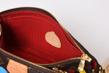 Load image into Gallery viewer, 極美品 LOUIS VUITTON ルイヴィトン 草間彌生 ミュルティ ポシェット アクセソワール M46385 モノグラムキャンバス マルチカラー 中古 4b013939