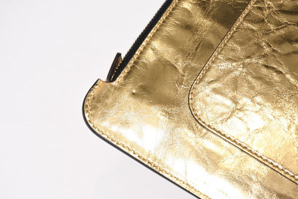 極美品 CHANEL シャネル VOTEZ COCO クラッチバッグ A82164 21番台 ココマーク クリンクルレザー メタリックゴールド 中古 4b013942