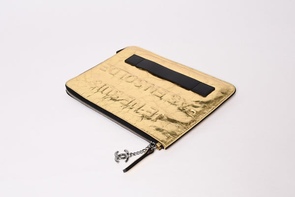 極美品 CHANEL シャネル VOTEZ COCO クラッチバッグ A82164 21番台 ココマーク クリンクルレザー メタリックゴールド 中古 4b013942
