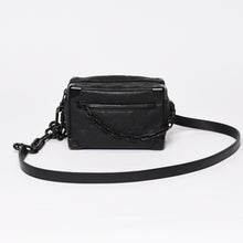 Load image into Gallery viewer, LOUIS VUITTON ルイヴィトン ミニソフトトランク ショルダーバッグ M55702 モノグラム エクリプス ブラック 美品 中古 4b013943