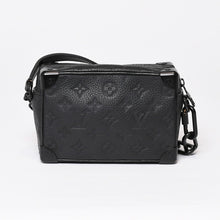 Load image into Gallery viewer, LOUIS VUITTON ルイヴィトン ミニソフトトランク ショルダーバッグ M55702 モノグラム エクリプス ブラック 美品 中古 4b013943