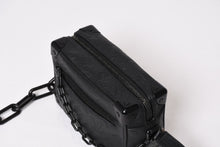 Load image into Gallery viewer, LOUIS VUITTON ルイヴィトン ミニソフトトランク ショルダーバッグ M55702 モノグラム エクリプス ブラック 美品 中古 4b013943