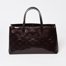 Load image into Gallery viewer, LOUIS VUITTON ルイヴィトン ウィルシャーPM ハンドバッグ M93641 ブラウン アマラント エナメル モノグラムヴェルニ 美品 中古 4b0139461