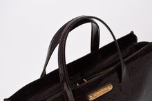 Load image into Gallery viewer, LOUIS VUITTON ルイヴィトン ウィルシャーPM ハンドバッグ M93641 ブラウン アマラント エナメル モノグラムヴェルニ 美品 中古 4b0139461