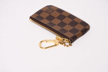 Load image into Gallery viewer, 極美品 LOUIS VUITTON ルイヴィトン ポシェット クレ コインケース 小銭入れ N62658 ダミエ エベヌ ブラウン 中古 4b013951