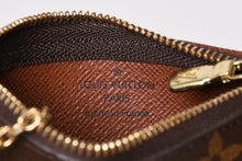 Load image into Gallery viewer, 極美品 LOUIS VUITTON ルイヴィトン ポシェット クレ コインケース 小銭入れ M62650 モノグラム ブラウン 中古 4b013952