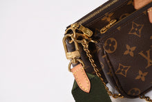 Load image into Gallery viewer, 極美品 LOUIS VUITTON ルイヴィトン モノグラム ミュルティポシェット アクセソワール カーキ ショルダーバッグ M44813 中古 4b013960