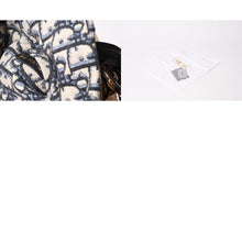 Load image into Gallery viewer, Christian Dior クリスチャンディオール 23SS Lady D-Joy Medium レディ D-ジョイ ミディアム 2WAYバッグ オブリー 美品 中古 4b013962