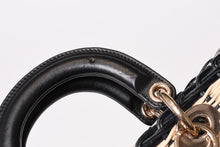 Load image into Gallery viewer, Christian Dior クリスチャンディオール 23SS Lady D-Joy Medium レディ D-ジョイ ミディアム 2WAYバッグ オブリー 美品 中古 4b013962