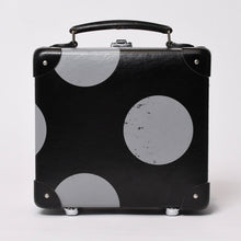 画像をギャラリービューアに読み込む, COMME des GARCONS コムデギャルソン × GLOBE TROTTER グローブ トロッター ミニトランク カーボンファイバー ドット柄 美品 中古 4b013867