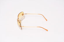 Load image into Gallery viewer, CHANEL シャネル リムレス サングラス アイウェア 4017-D c.125/56 サイズ62□17 120 ココマーク ラインストーン イエロー 美品 中古 4b014020