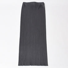 画像をギャラリービューアに読み込む, 極美品 PLEATS PLEASE ISSEY MIYAKE プリーツプリーズ PP05 JG001 イッセイミヤケ スカート サイズ3 グレー 中古 4b014073
