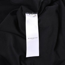 画像をギャラリービューアに読み込む, GIVENCHY ジバンシー Logo Tshirts ロゴ Tシャツ ブラック シルバースタッズ BM711Q3002 美品 中古 4b014029