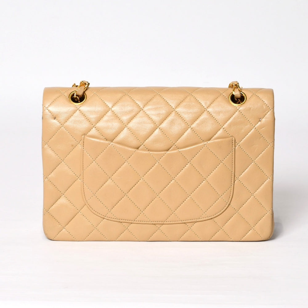 極美品 CHANEL シャネル マトラッセ25 Wフラップ Wチェーンショルダーバッグ ココマーク ラムスキン ベージュ ゴールド金具 中古 4b014138