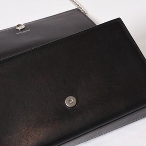 YVES SAINT LAURENT イヴ サンローラン ショルダーバッグ YSLロゴ スタースタッズ レザー ゴールド金具 ブラック 美品 中古 4b010416