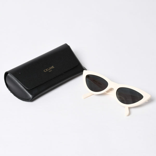 CELINE セリーヌ Sunglasses サングラス クリームカラー キャットアイ 56□20 145 CL4019IN 美品 中古 4b014166