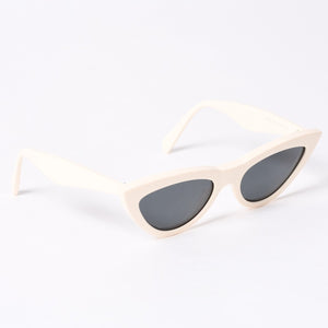 CELINE セリーヌ Sunglasses サングラス クリームカラー キャットアイ 56□20 145 CL4019IN 美品 中古 4b014166