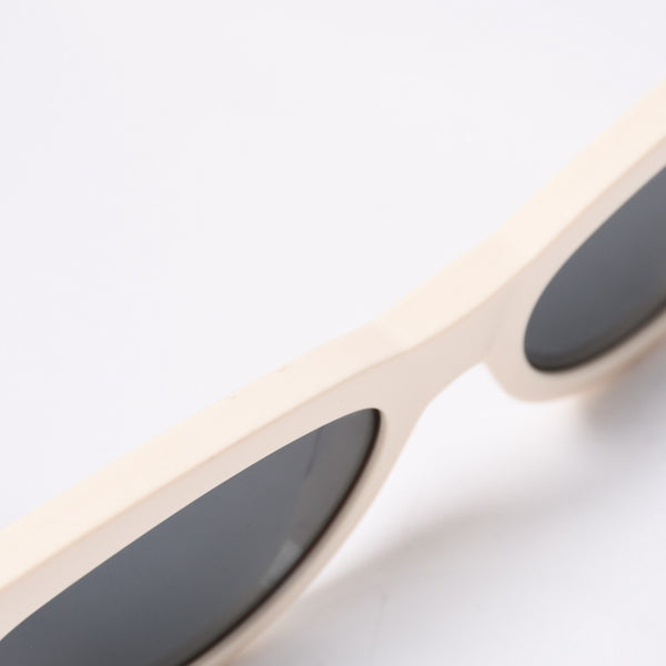 CELINE セリーヌ Sunglasses サングラス クリームカラー キャットアイ 56□20 145 CL4019IN 美品 中古 4b014166