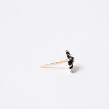 画像をギャラリービューアに読み込む, CHROME HEARTS クロムハーツ No.2 CH PLS No.2 CHプラス スタッドピアス 重量約0.70g .925刻印 シルバー925 片耳用 美品 中古 4b014141