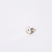画像をギャラリービューアに読み込む, CHROME HEARTS クロムハーツ No.2 CH PLS No.2 CHプラス スタッドピアス 重量約0.70g .925刻印 シルバー925 片耳用 美品 中古 4b014141