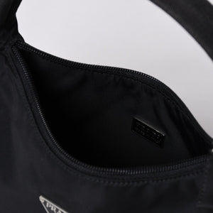 Very Good Condition PRADA Hobo One Shoulder Bag MV515 Triangle Logo Triangle Logo Plate Nylon Black Used 4a000053