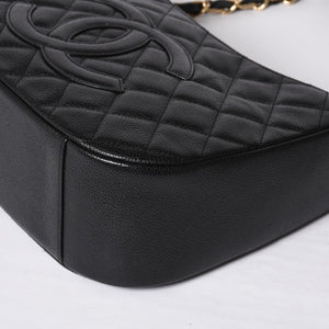 Very Good Condition CHANEL Chain One Shoulder Bag A20993 No. 10 Coco Mark Caviar Skin Moon View Gold Hardware Used 4a000062