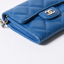 画像をギャラリービューアに読み込む, CHANEL シャネル チェーンウォレット コインケース AP0238 30番台 ココマーク キャビアスキン ブルー 美品 中古 4b014174
