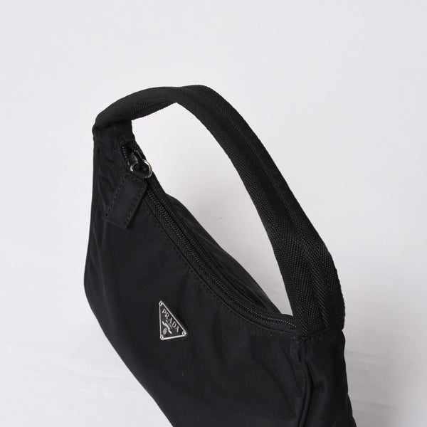 Very Good Condition PRADA Hobo One Shoulder Bag MV515 Triangle Logo Triangle Logo Plate Nylon Black Used 4a000054