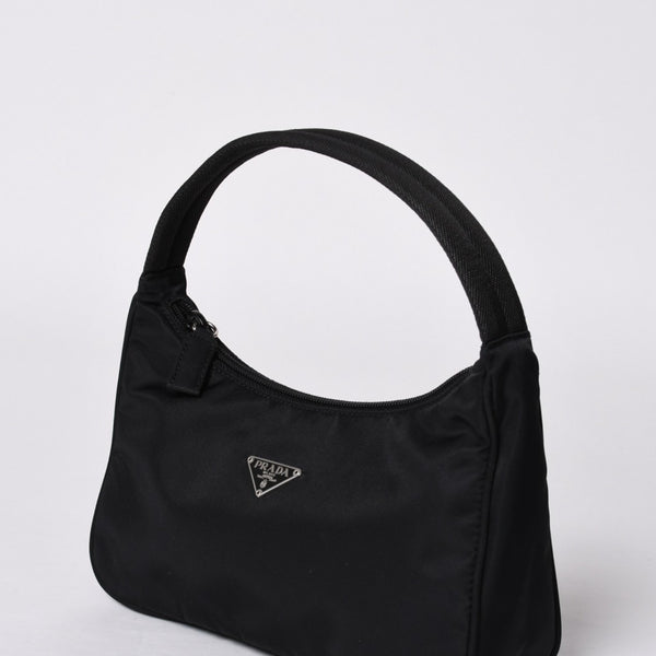Very Good Condition PRADA Hobo One Shoulder Bag MV515 Triangle Logo Triangle Logo Plate Nylon Black Used 4a000053