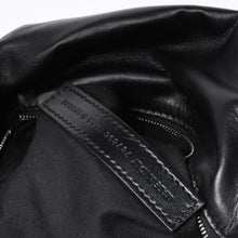 Load image into Gallery viewer, 極美品 BALENCIAGA バレンシアガ モナコ ショルダーバッグ 787896 2AA7Z ブラック シルバー金具 カーフスキン 中古 4a000048