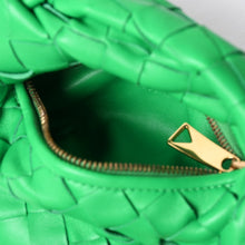 画像をギャラリービューアに読み込む, 極美品 BOTTEGAVENETA ボッテガヴェネタ MINI JODIE ミニ ジョディ ハンドバッグ 651876 イントレチャート グリーン 中古 4b014189