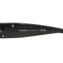 Load image into Gallery viewer, 極美品 CHANEL シャネル ハーフリム サングラス アイウェア 4117-B c.101/87 サイズ62□16 125 ココマーク ラインストーン 中古 4b014200