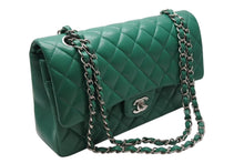 画像をギャラリービューアに読み込む, 新品同様 CHANEL シャネル Wフラップマトラッセ25 チェーンショルダーバッグ 30番台 キャビアスキン グリーン シルバー金具 中古 4b010762