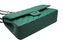 画像をギャラリービューアに読み込む, 新品同様 CHANEL シャネル Wフラップマトラッセ25 チェーンショルダーバッグ 30番台 キャビアスキン グリーン シルバー金具 中古 4b010762