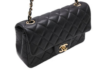Load image into Gallery viewer, CHANEL シャネル ミニマトラッセ20 SフラップSチェーンショルダーバッグ ランダム番台 ラムスキン ブラック ゴールド金具 美品 中古 4b010496