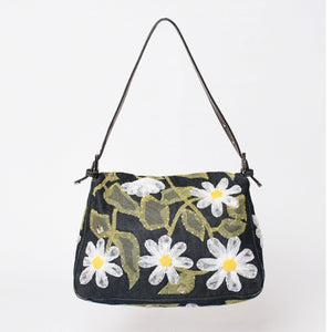 Very Good Condition FENDI Flower Denim Mamma Bucket Embroidery Embroidery Navy Silver Hardware 2384-26335-008 Used 4b012491